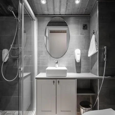 Ski-inn Pyhaelinna 파이하튠튜리