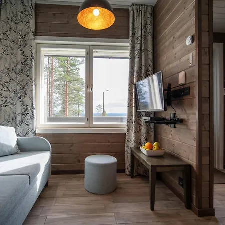 Ski-inn Pyhaelinna Lägenhetshotell 4*