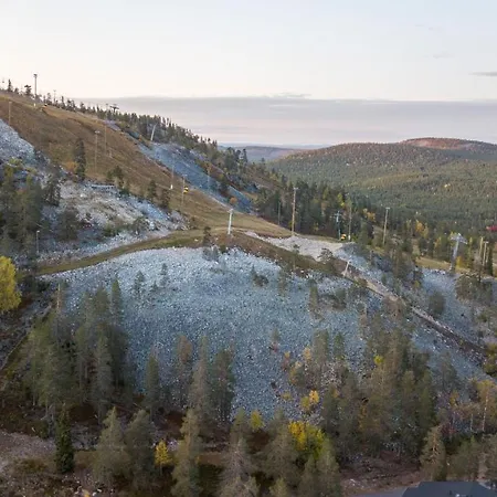 Ski-inn Pyhaelinna 4*