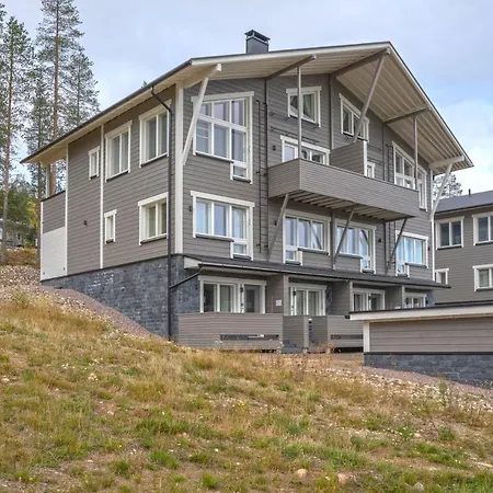 Ski-inn Pyhaelinna Lägenhetshotell