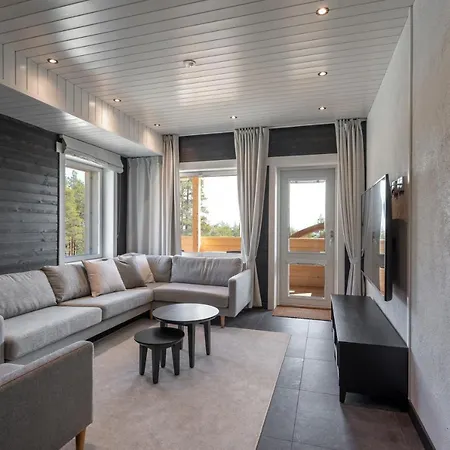 Lägenhetshotell Ski-inn Pyhaelinna 4*