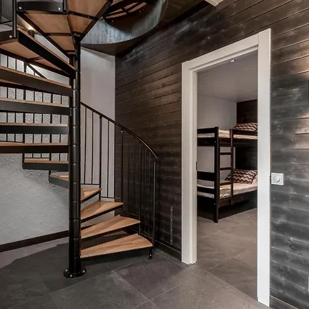 Ski-inn Pyhaelinna Lägenhetshotell