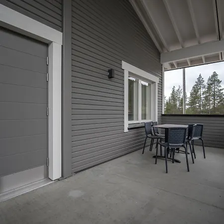 아파트호텔 Ski-inn Pyhaelinna 4*