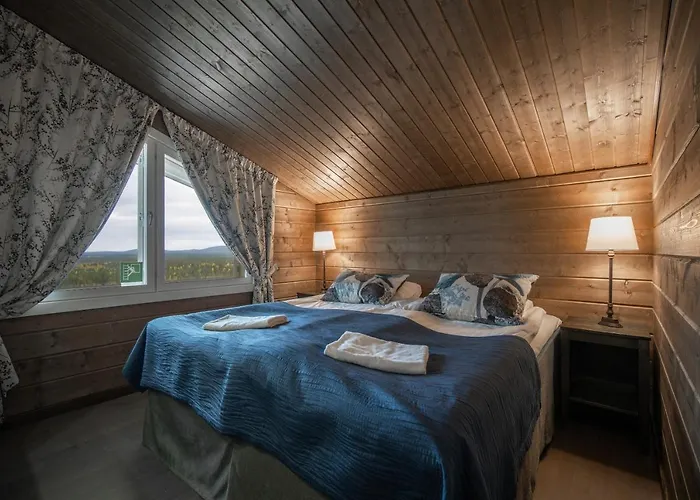 Ski-inn Pyhaelinna 4*